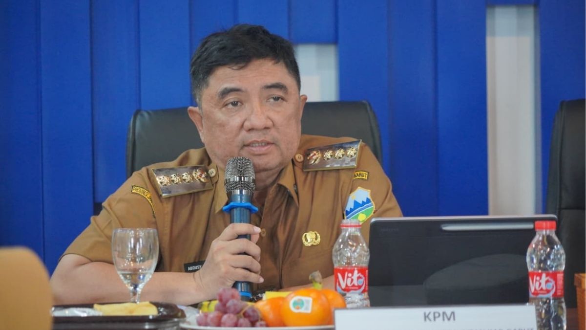 Bupati Garut Abdusy Syakur Amin usai meninjau lokasi kebakaran TPA Pasir Bajing dan mendengarkan aspirasi masyarakat terkait penanganan serta dampaknya.