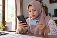 Masyarakat dapat mengecek status bansos menggunakan NIK KTP melalui laman resmi Cek Bansos Kemensos