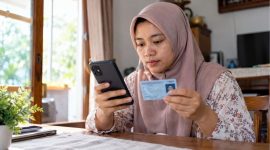 Masyarakat dapat mengecek status bansos menggunakan NIK KTP melalui laman resmi Cek Bansos Kemensos