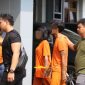 penindakan kepolisian terhadap tersangka dalam kasus dugaan tindak pidana perdagangan orang dan eksploitasi seksual di Garut Selatan, Kabupaten Garut.