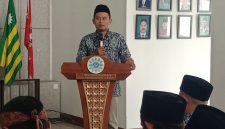 Sekretaris Majelis Dikdasmen dan PNF PDM Garut Fahrurroji Firman Al Fajar menyampaikan pembinaan dalam kegiatan Guru ISMUBA dan Pembentukan MGMP Guru ISMUBA di Gedung Dakwah Muhammadiyah Garut, Kamis (1/10/2026).