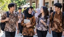 Hari Batik Nasional diperingati setiap 2 Oktober sebagai momentum menjaga dan melestarikan batik Indonesia