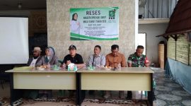 Anggota DPRD Kabupaten Garut dari Fraksi PKB, Ihat Solihat, melaksanakan reses masa sidang I tahun 2026 di Vila Lembah Batara Cinta, Desa Cinta, Kecamatan Karangtengah, Kamis (8/10/2026).