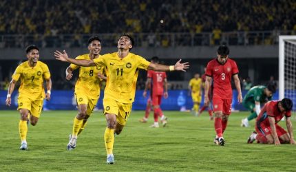 Malaysia vs Singapura berakhir 6-0 pada FIFA ASEAN Cup 2026 di Stadion Si Jalak Harupat Bandung.