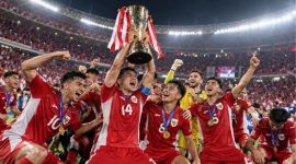Timnas Indonesia merayakan kemenangan setelah menjadi juara FIFA ASEAN Cup 2026 di Stadion Utama Gelora Bung Karno, Jakarta, Senin (5/10/2026).