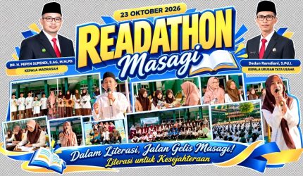 Siswa MTsN 1 Garut mengikuti kegiatan literasi Readhaton Masagi di perpustakaan madrasah.