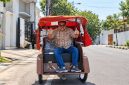 Bupati Garut ke-26 H Rudy Gunawan menyampaikan tanggapan mengenai bantuan becak listrik untuk para pengemudi becak di Kabupaten Garut, Selasa (29/9/2026).