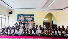 Siswa MAN 5 Garut mengikuti ujian tahfidz Al-Qur’an yang melibatkan tim penguji Kementerian Agama Kabupaten Garut