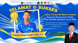 Nabhan Ahmad Tsaqib, murid kelas X-4 MAN 5 Garut, meraih juara 3 nomor 50 meter freestyle pada Kejuaraan Renang Antar Pelajar Piala Kadisdik Kabupaten Garut 2026.
