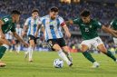 Timnas Argentina menghadapi Bolivia dalam laga persahabatan internasional, dengan Argentina unggul 2-0 saat jeda babak pertama .(Ilustrasi Warta Garut)