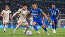 Persib Bandung dan Dewa United bermain imbang 2-2 berdasarkan laporan pertandingan.( Ilustrasi Warta Garut)