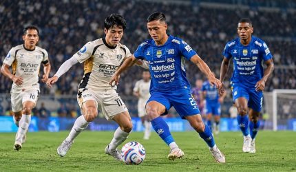 Statistik pertandingan Persib Bandung vs Dewa United berakhir 2-2