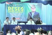 Wakil Ketua DPRD Kabupaten Garut, H. Subhan Fahmi, melaksanakan reses masa sidang pertama tahun 2026 di Gedung PGRI Kecamatan Cisurupan, Kabupaten Garut.