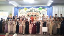 Yayasan Dharma Husada Insani Garut bersama Institut Kesehatan Karsa Husada Garut menggelar Tabligh Akbar Maulid Nabi dan Mentoring Mahasiswa di Basement Kampus 2 IKKHG, Kamis (1/10/2026).